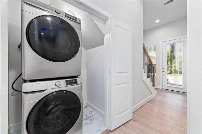 Foto del edificio - 148 Knightsbridge Park Ln