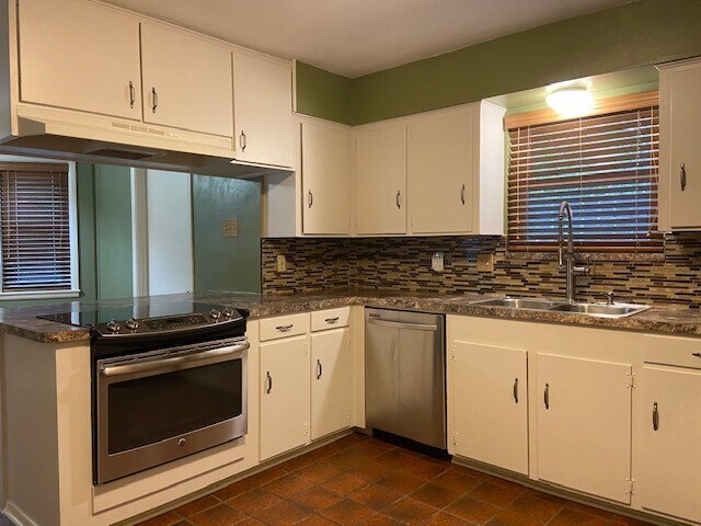 Foto del edificio - 10514 Haddington Dr