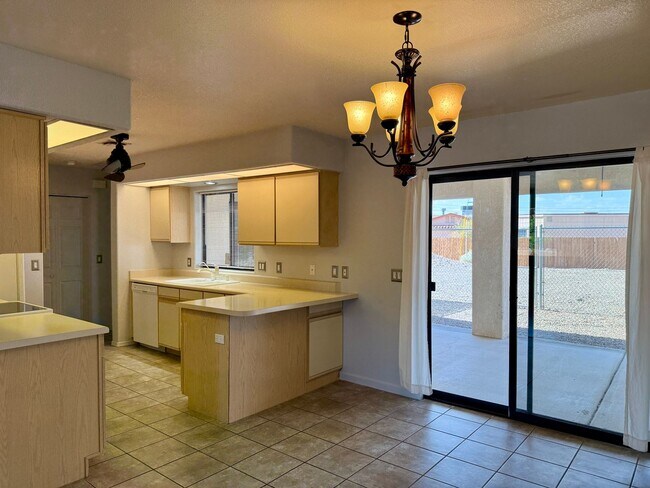 Foto del edificio - Longterm - Unfurnished - Available now - P...