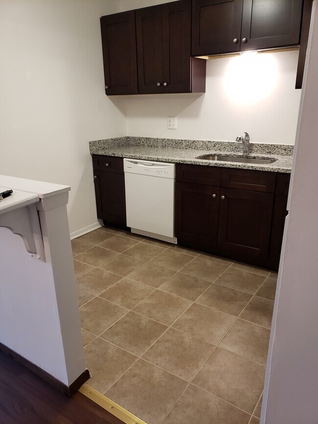 Foto del edificio - 1525 Norway Ln