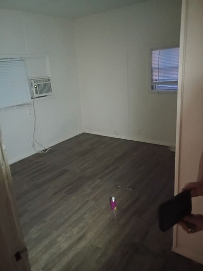 Building Photo - 2 Bedroom 1 Bathroom Mobile Home Community