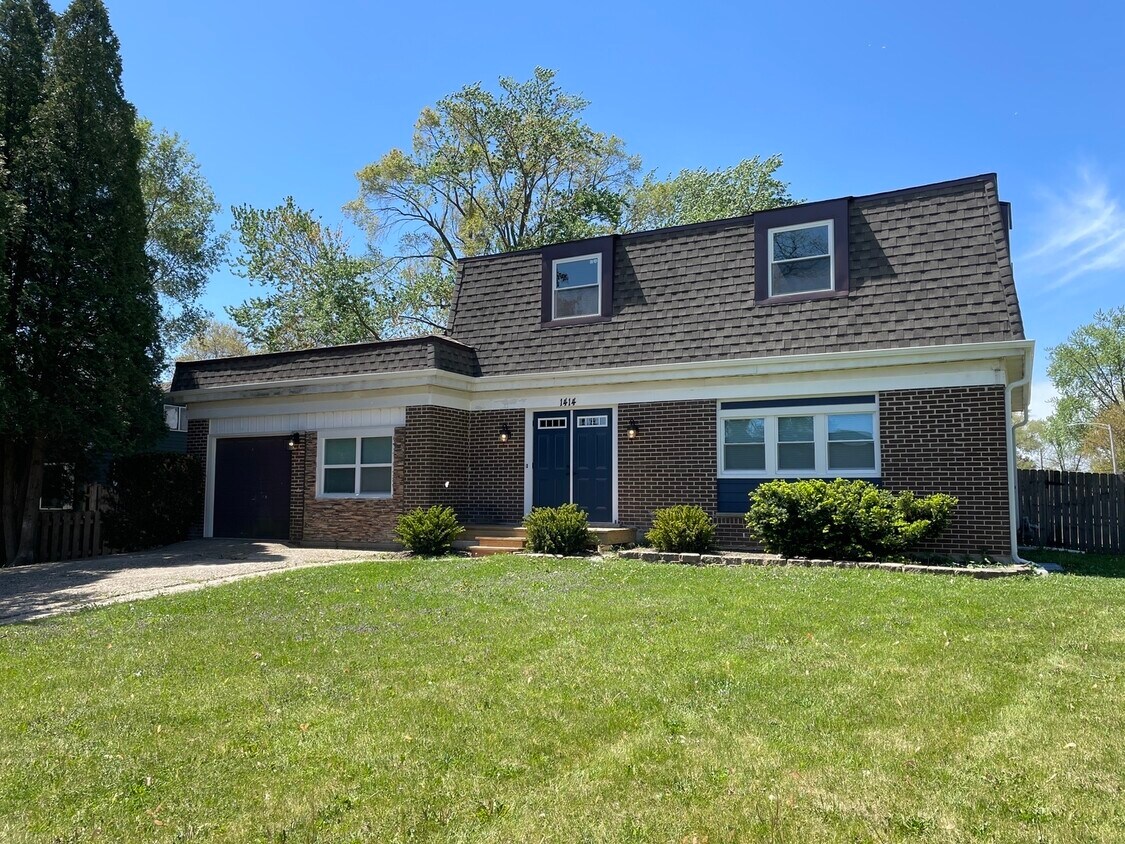 Foto principal - 1414 Ardmore Dr