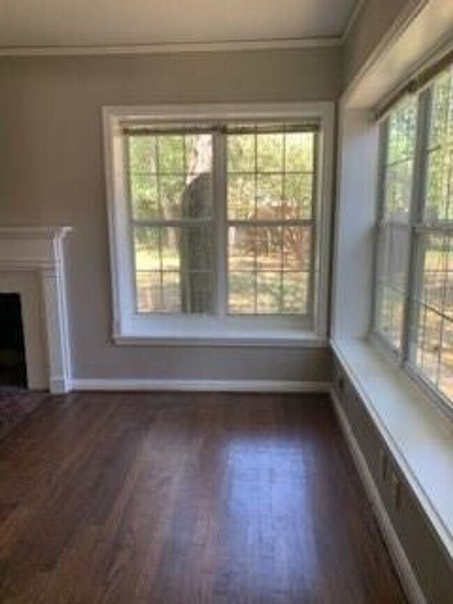 Foto del edificio - 2 Bedroom 1 Bath Home in Ridglea North