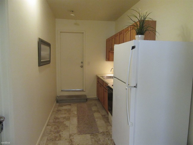 Foto del edificio - 1 br, 1 bath  - 4720 Napier Rd