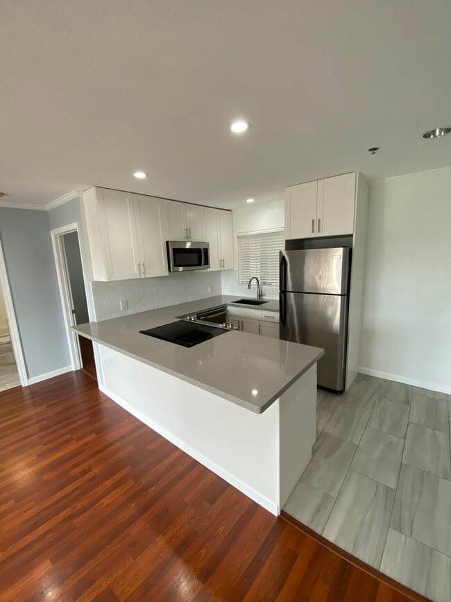 Kitchen - 711 Wailepo Pl