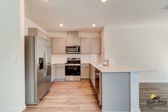 Foto del edificio - 982 Commons Way