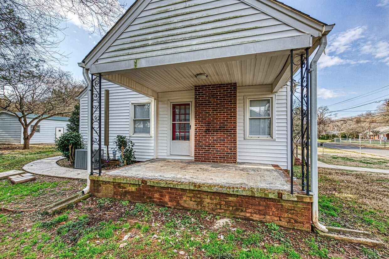 742 N Confederate Ave, Rock Hill, SC 29730 House Rental in Rock Hill