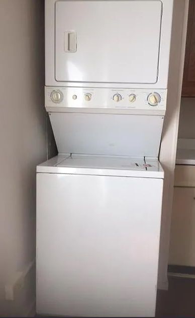 Foto del edificio - 613 N Plum St