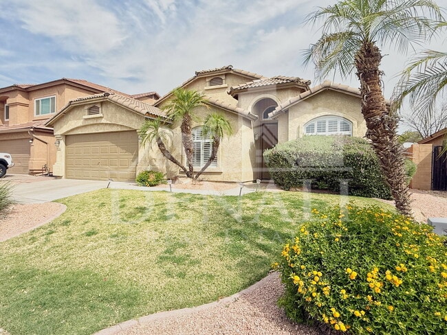 Building Photo - 4330 E Cottonwood Ln