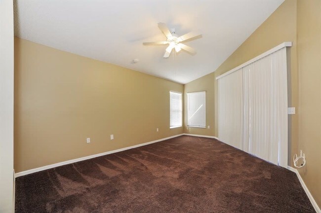 Building Photo - 3203 Fox Squirrel Ln