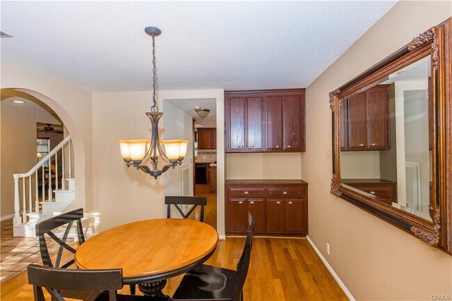 Foto del edificio - 289 N Cleveland St