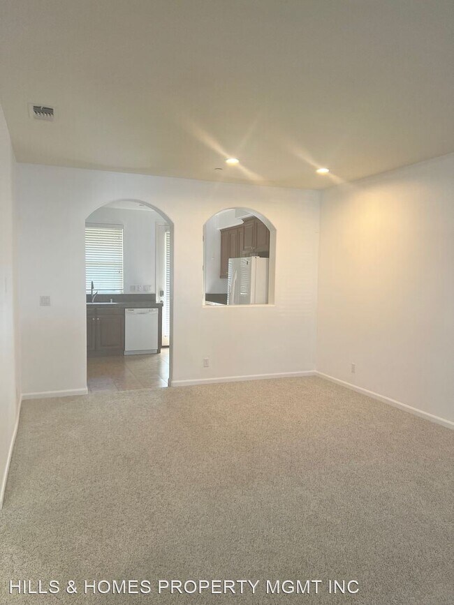 Foto del edificio - 3 br, 2.5 bath House - 924 ASTON AVE