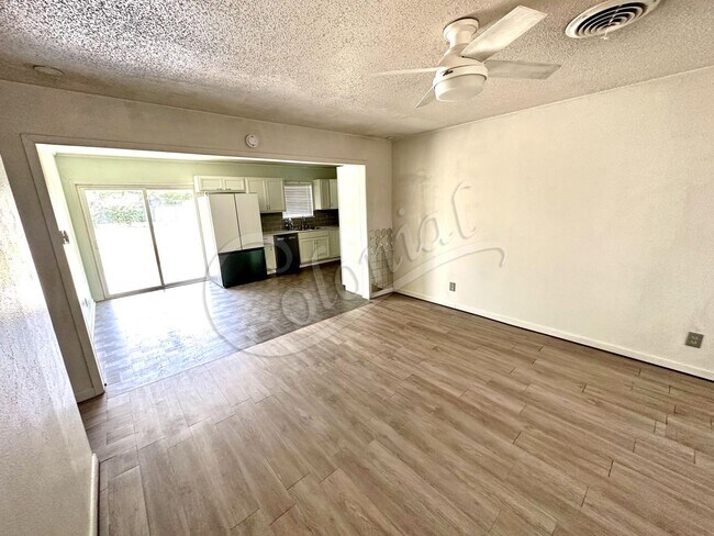 Foto del edificio - 4 Bed/ 2 Bath In Killeen TX
