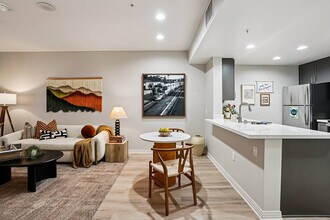 Building Photo - Haven at Del Mar Station Apartments