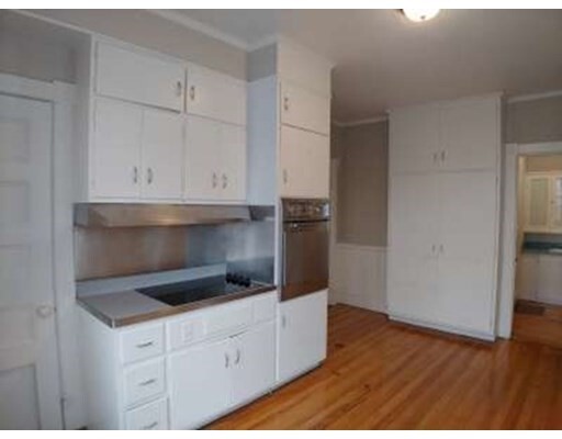 Foto del edificio - 121 Pleasant St