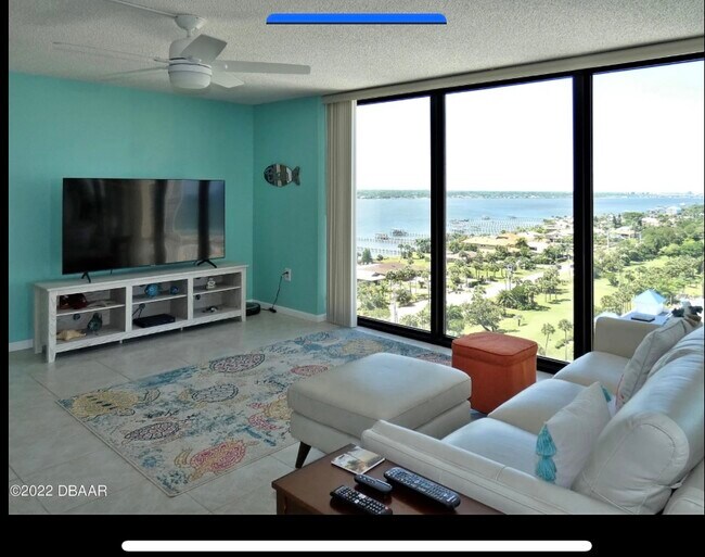 Foto del edificio - 1 Oceans West Blvd