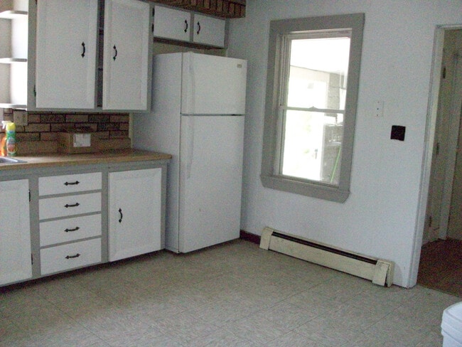 Building Photo - Winslow - 3 Bedroom Home for Rent