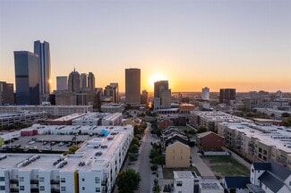 Building Photo - 117 NE 3rd St