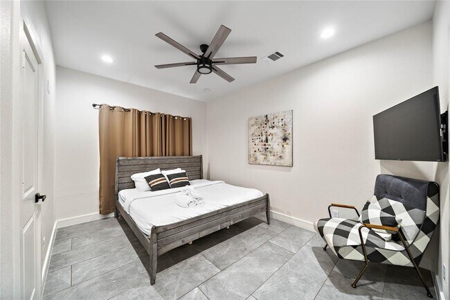 Foto del edificio - 5634 Dorbrandt St
