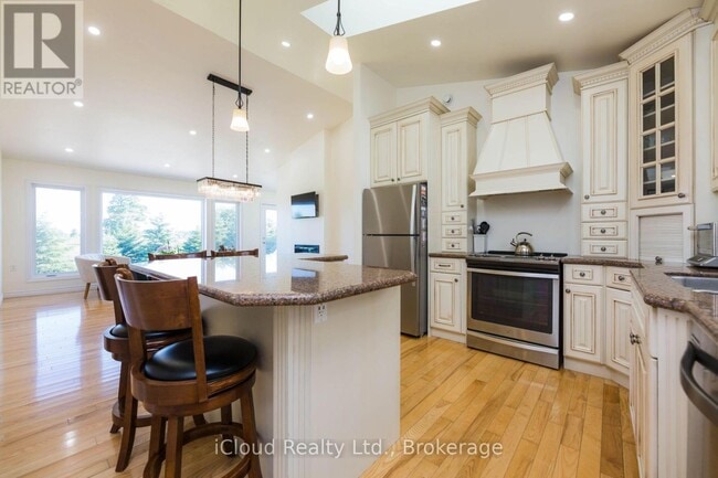 Building Photo - 282303 Concession 4-5 Rd