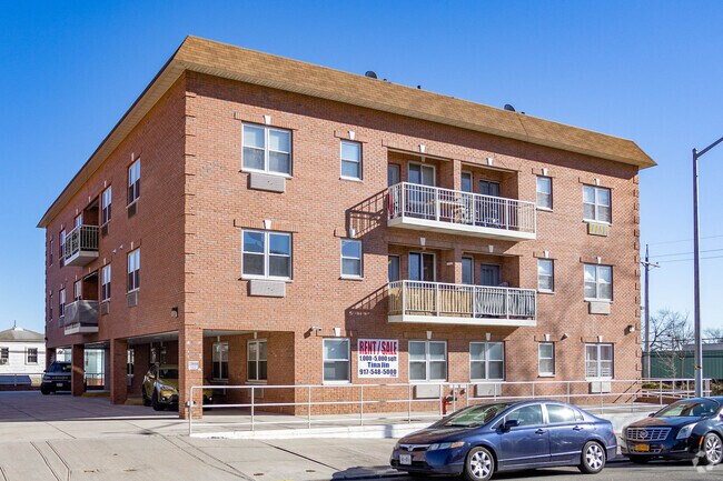 Building Photo - 36-41 169th St