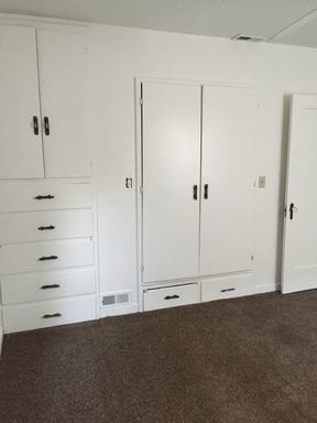 Building Photo - 1 br, 1 bath Apartment - 1627 E Cambridge