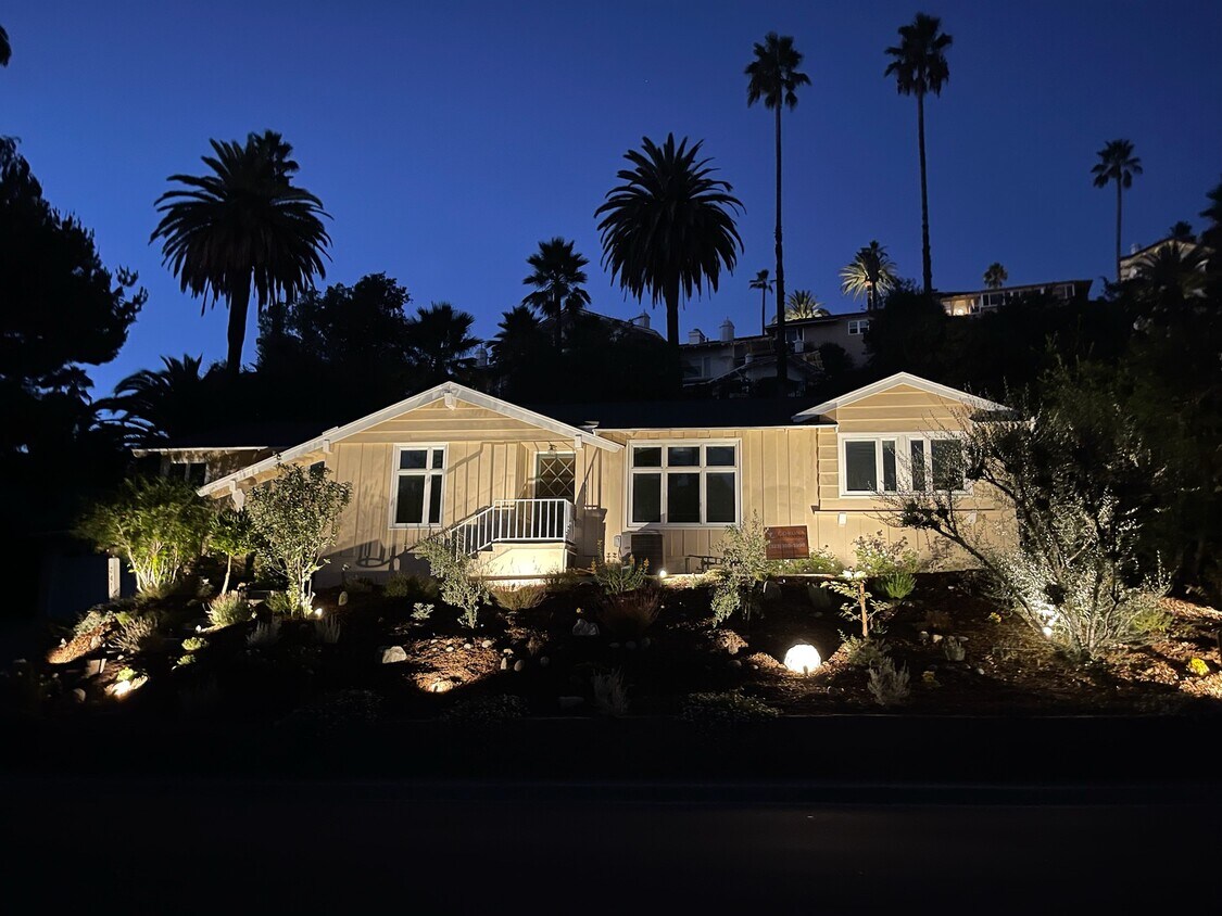 Street View-Night - 341 Cumberland Rd