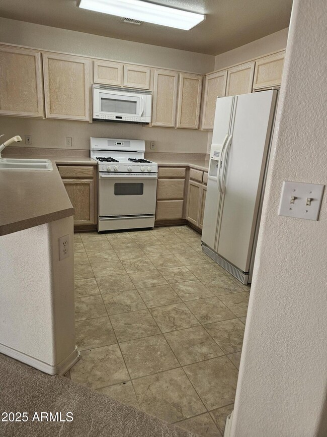Foto del edificio - 2850 Glengarry Way
