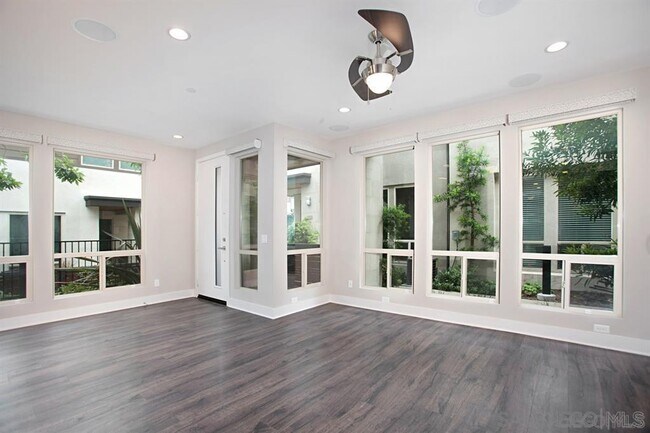 Building Photo - 2518 Aperture Cir