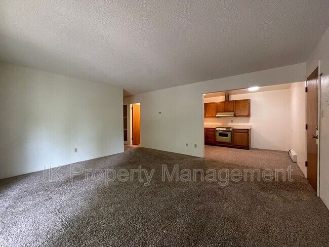 Building Photo - 1110 2nd Ave S