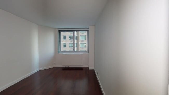 Interior Photo - View 34