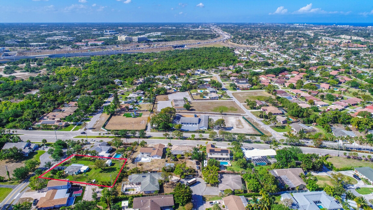 Primary Photo - 3940 NW 5th Ave