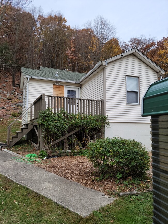 Building Photo - 286 Mount Vernon Rd
