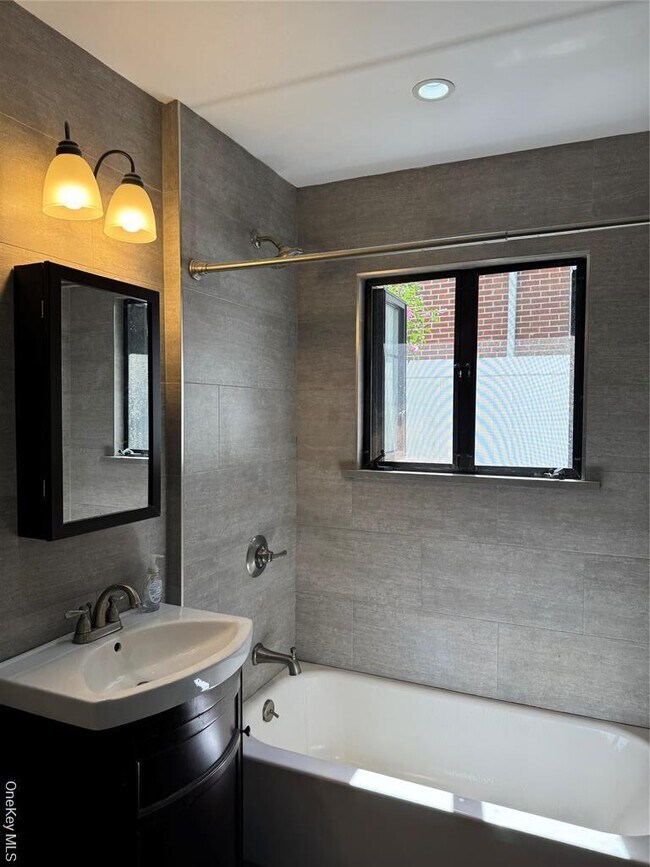 Foto del edificio - 29-07-29159 159th St