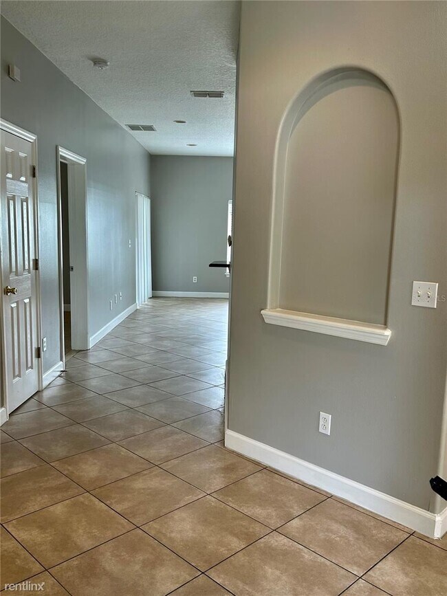 Building Photo - 4 br, 2 bath House - 575 Hibiscus Cove Drive
