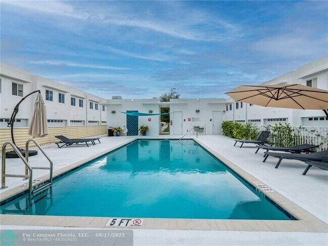 Foto del edificio - 2630 NE 213th St