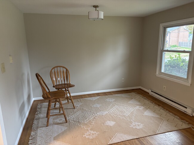 Building Photo - 142 Tammy Ln