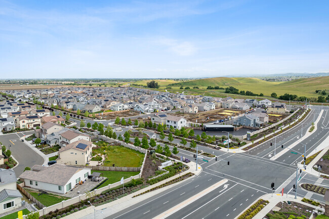 Context aerial - Cielo at Sand Creek