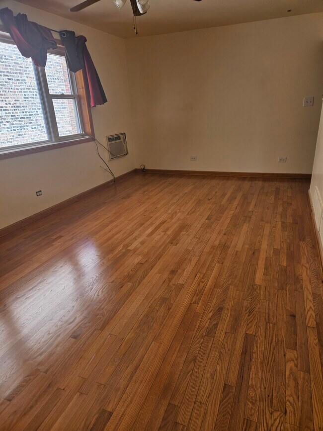 Foto del edificio - 8642 S Maryland Ave