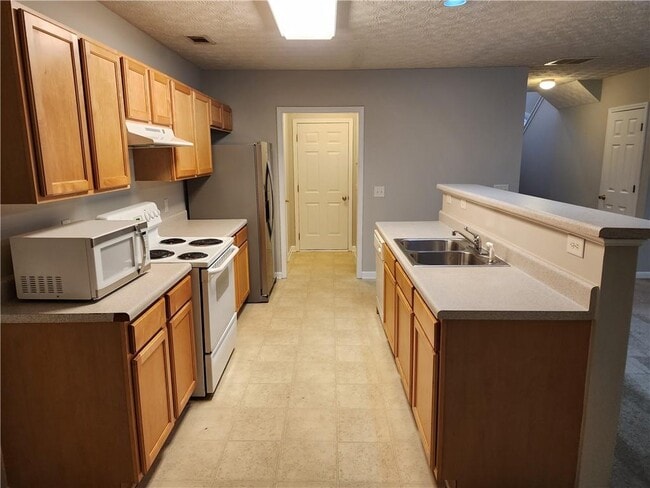 Building Photo - 6129 Brookechase Ln