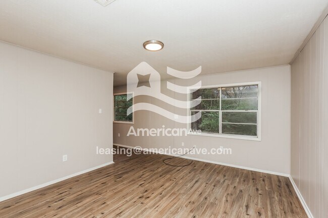 Foto del edificio - 187 E Woodcrest Dr