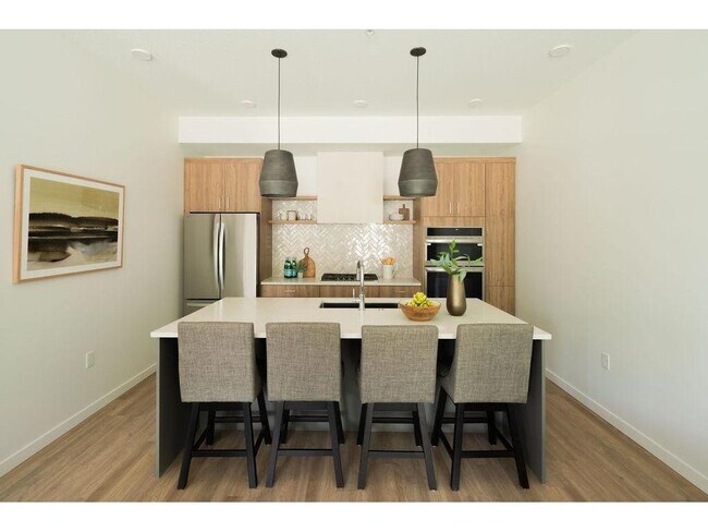 Foto del edificio - 10 West Dr