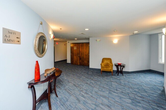 Foto del edificio - 70 Adams St