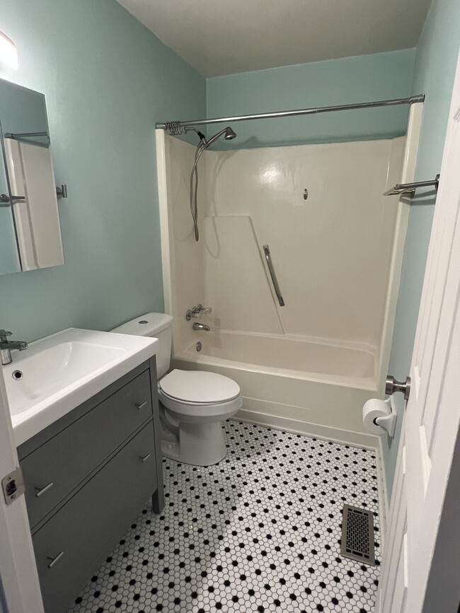 Foto del edificio - 1515 E Ocean View Ave