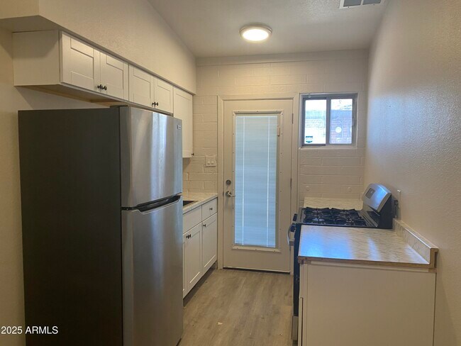 Foto del edificio - 4012 N 15th Ave