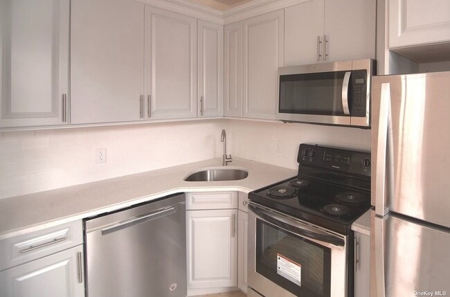 Building Photo - 1104 Park Pl