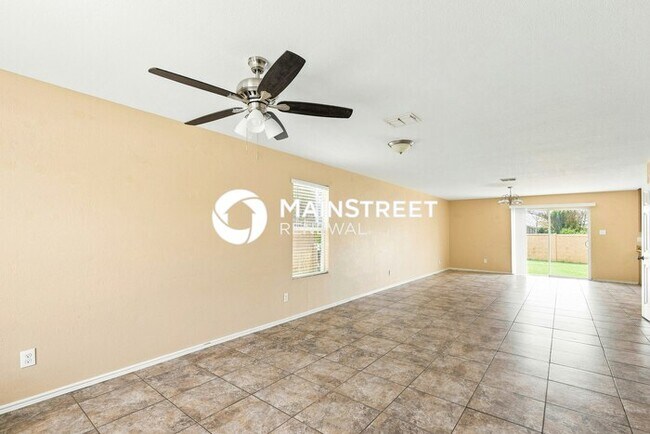 Building Photo - 3 Bedroom Pet-Friendly Home in San Antonio, TX with Main Street Renewal
