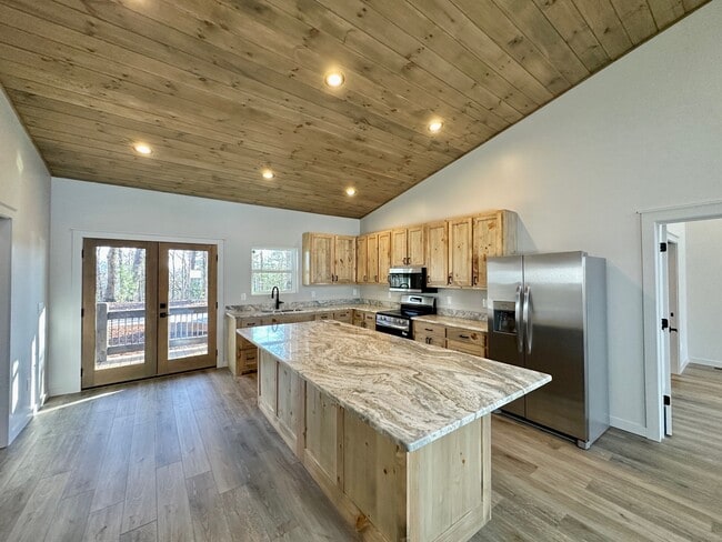 Building Photo - 660 Old Toccoa Rd