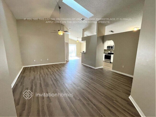 Foto del edificio - 4318 Stonefield Dr