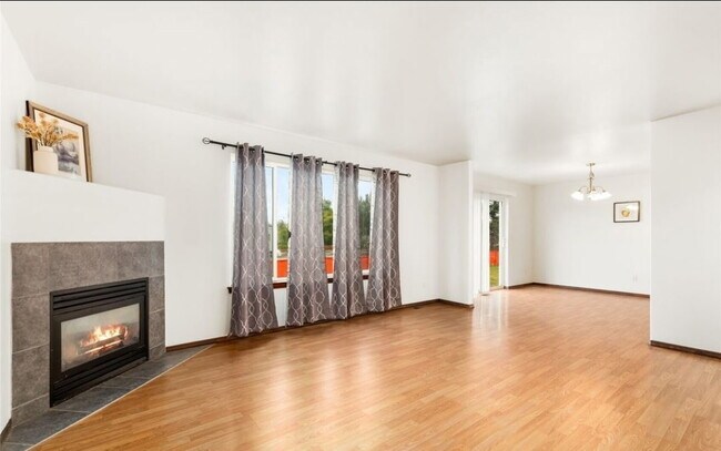 Foto del edificio - 9823 31st Ave SE